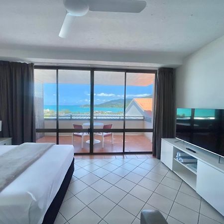 Ocean View 33A Studio Pool Ocean View Wifi Airlie Beach Bagian luar foto