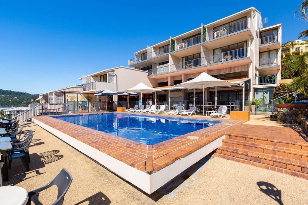 Ocean View 33A Studio Pool Ocean View Wifi Airlie Beach Bagian luar foto
