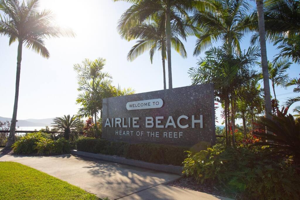 Ocean View 33A Studio Pool Ocean View Wifi Airlie Beach Bagian luar foto