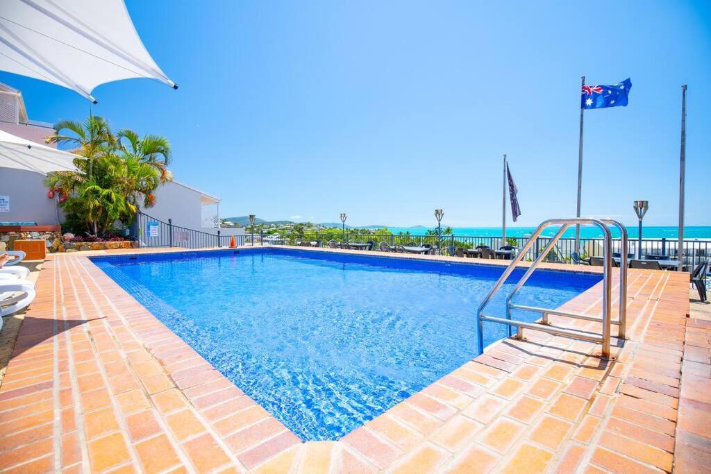 Ocean View 33A Studio Pool Ocean View Wifi Airlie Beach Bagian luar foto